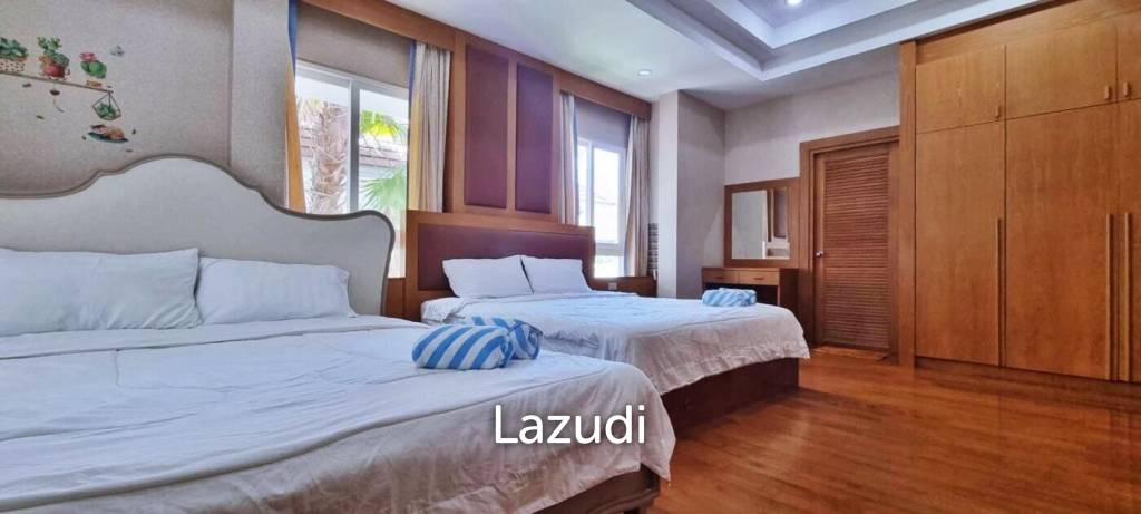 4 Bedrooms 280 SQ.M House in Bang Saray