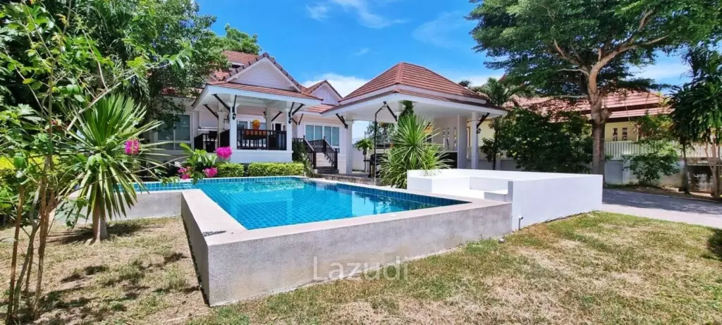 4 Bedrooms 280 SQ.M House in Bang Saray