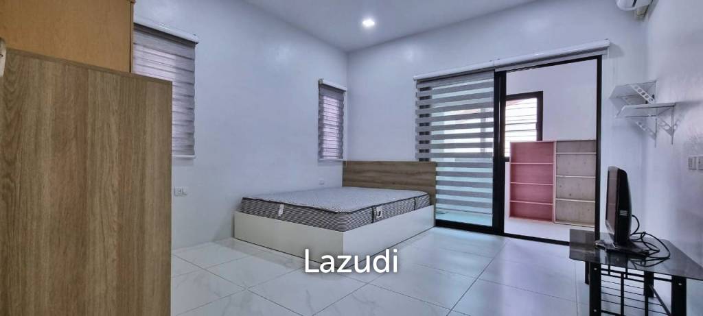 3 Beds 200 SQ.M House in Siam Country Club