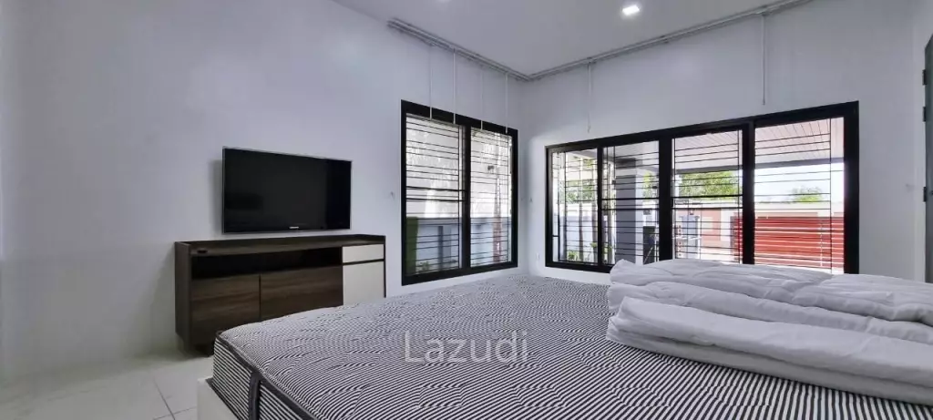 3 Beds 200 SQ.M House in Siam Country Club