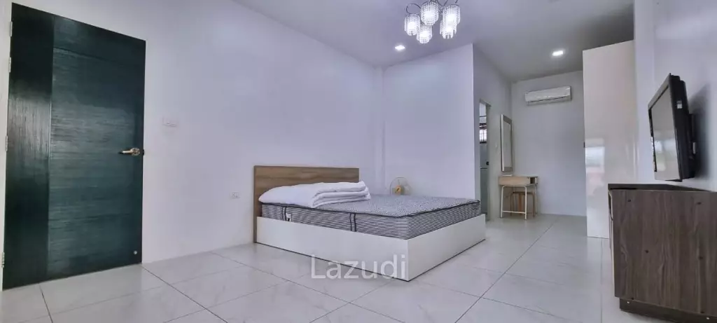 3 Beds 200 SQ.M House in Siam Country Club