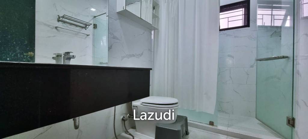 3 Beds 200 SQ.M House in Siam Country Club
