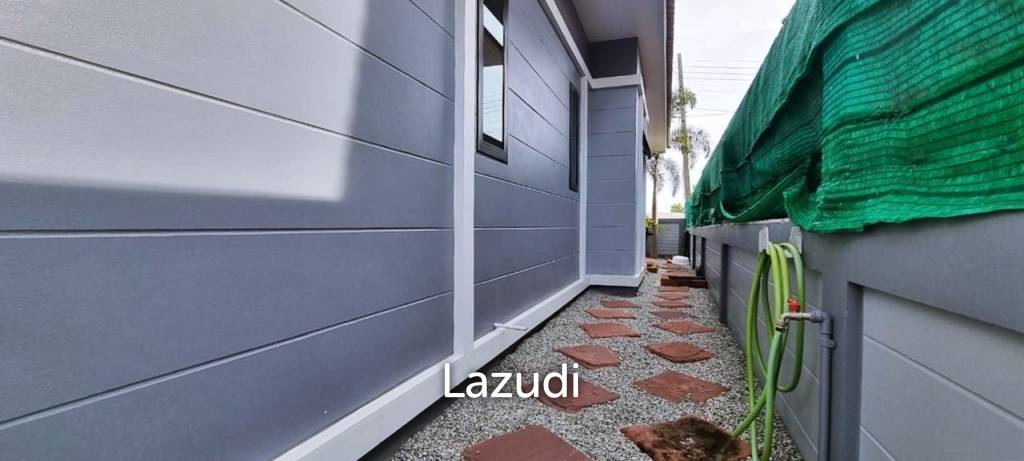3 Beds 200 SQ.M House in Siam Country Club