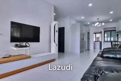 3 Beds 200 SQ.M House in Siam Country Club