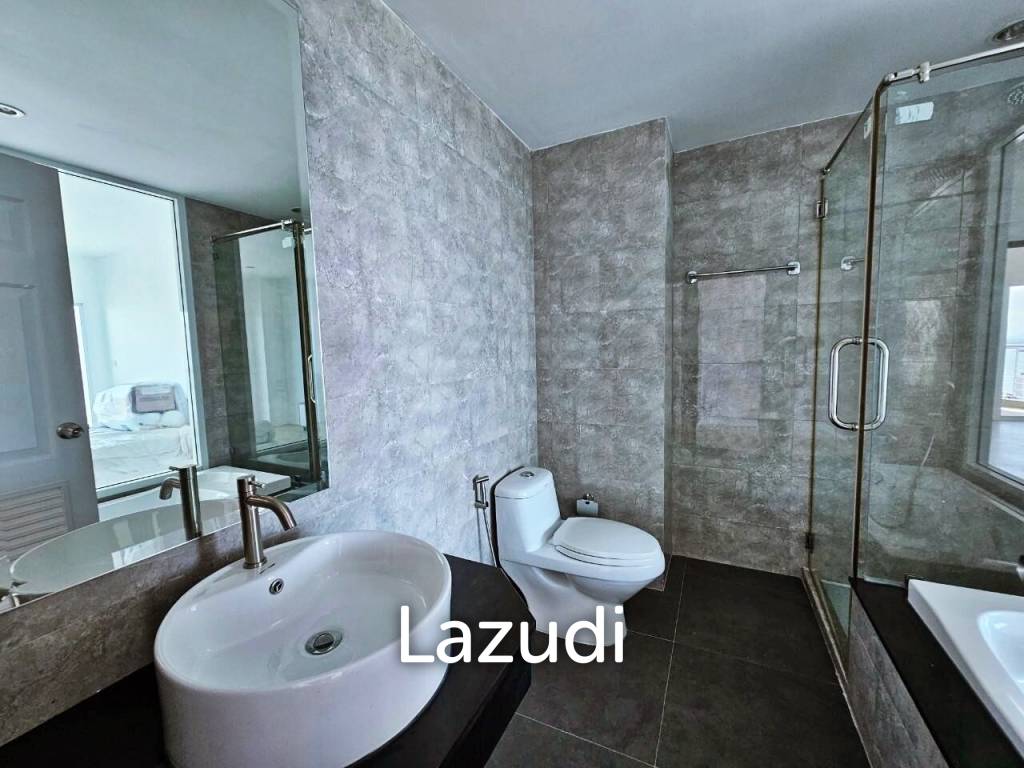 1 Bed 2 Bath 72 SQ.M AD Hyatt Condominium