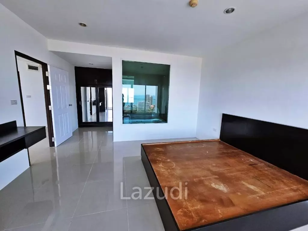1 Bed  2 Bath 72SQ.M AD Hyatt Condominium