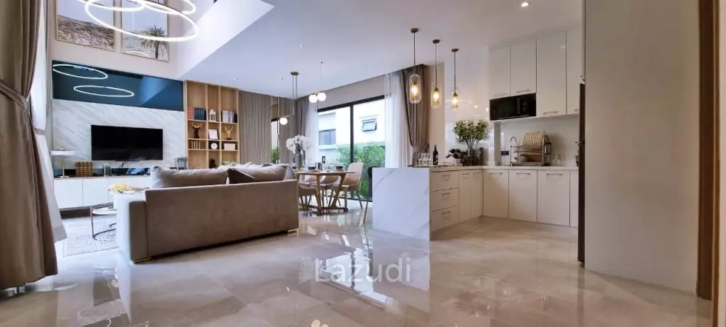 4 Bedrooms 290 SQ.M House in East Pattaya