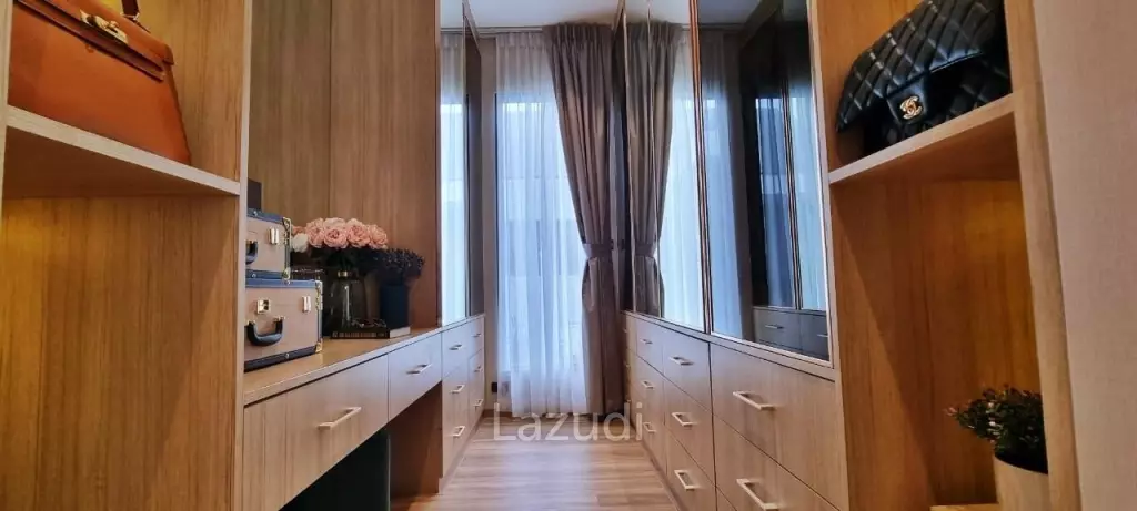 4 Bedrooms 290 SQ.M House in East Pattaya