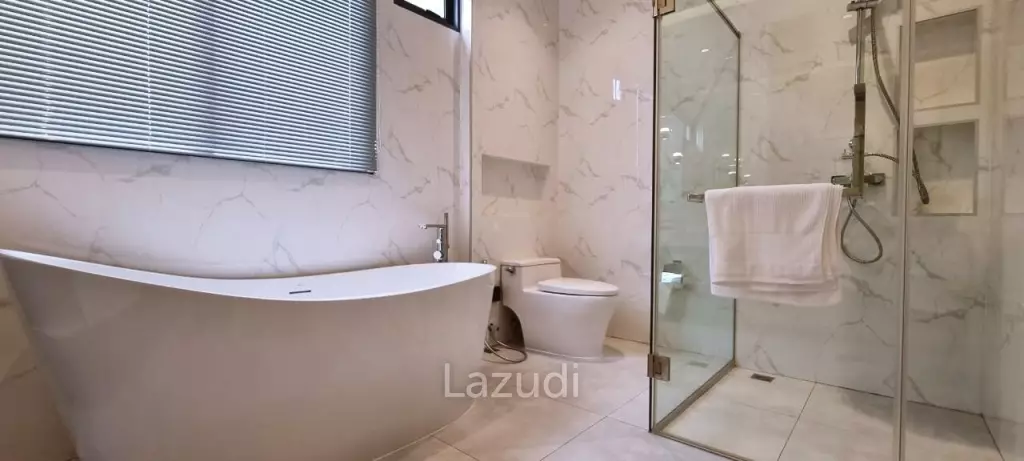 4 Bedrooms 290 SQ.M House in East Pattaya