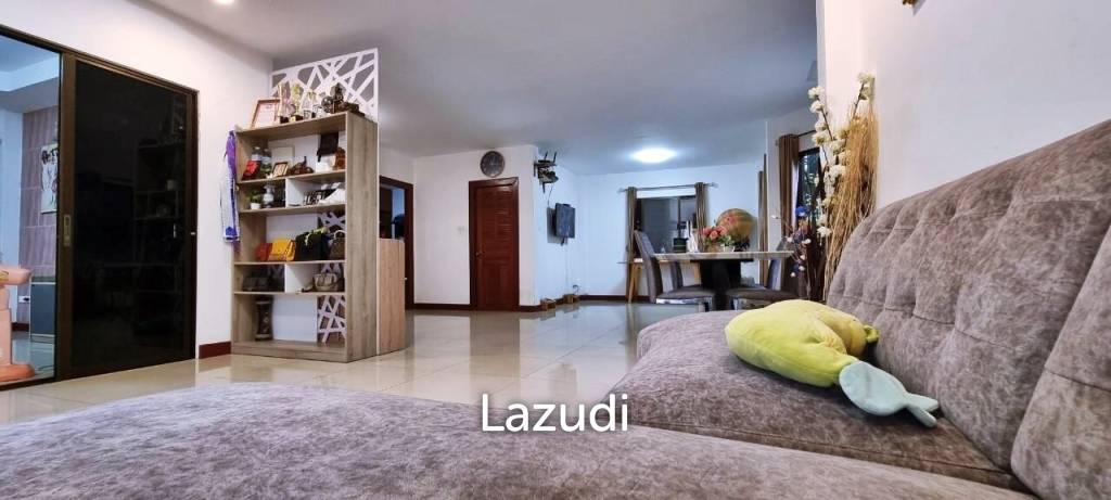 4 Bedrooms 330 SQ.M House in East Pattaya