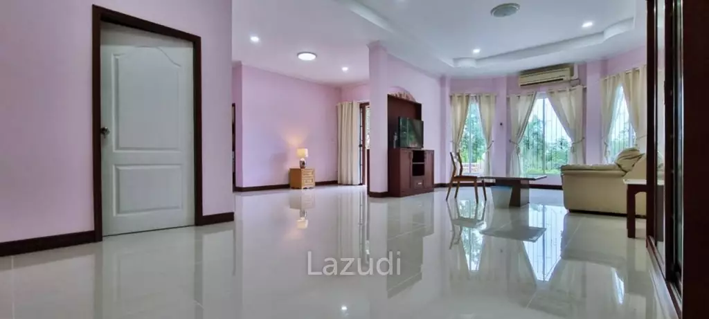 ขายบ้านปรับปรุงใหม่ 3 ห้องนอนในสัตหีบ