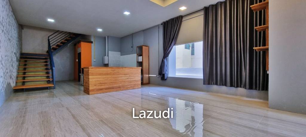 1 Bed 2 Bath 145 SQ.M Jomtien Plaza Condotel