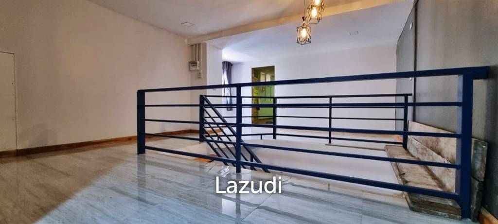 1 Bed 2 Bath 145 SQ.M Jomtien Plaza Condotel