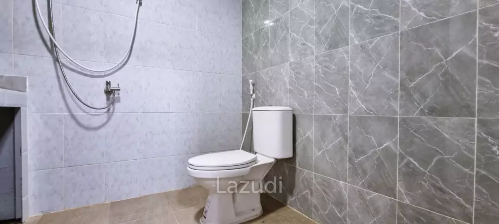 1 Bed 2 Bath 145 SQ.M Jomtien Plaza Condotel