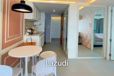 1 Bed 1 Bath 60 SQ.M SOCIO Ruamrudee