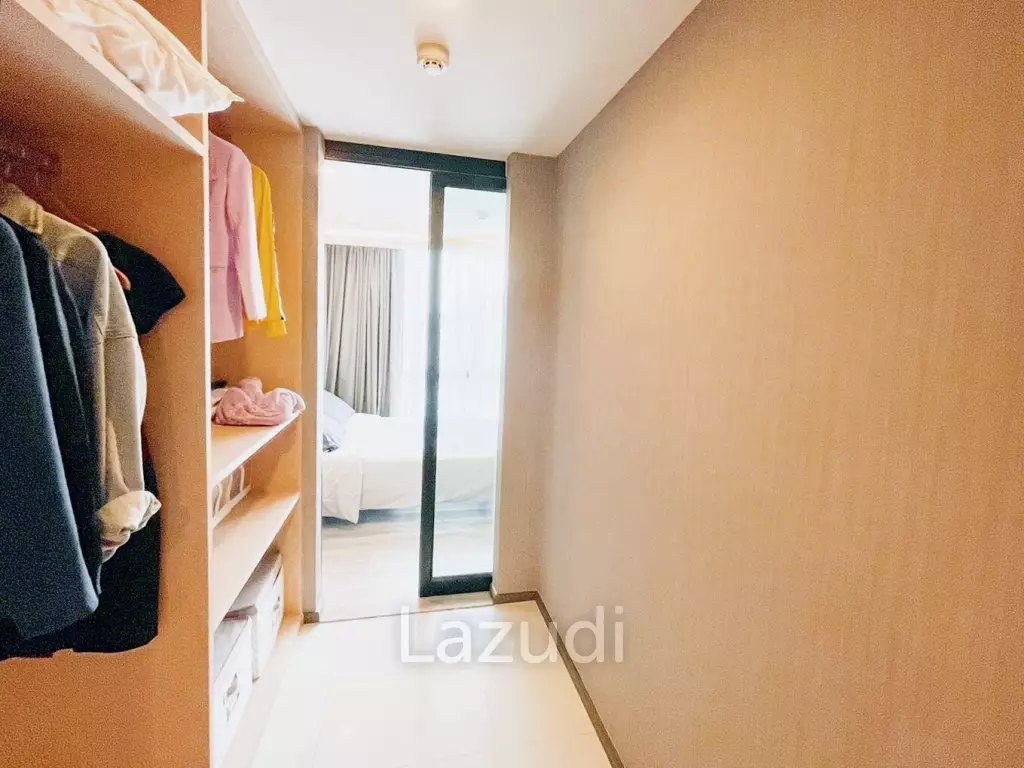 1 Bed 1 Bath 35 SQ.M SOCIO Ruamrudee