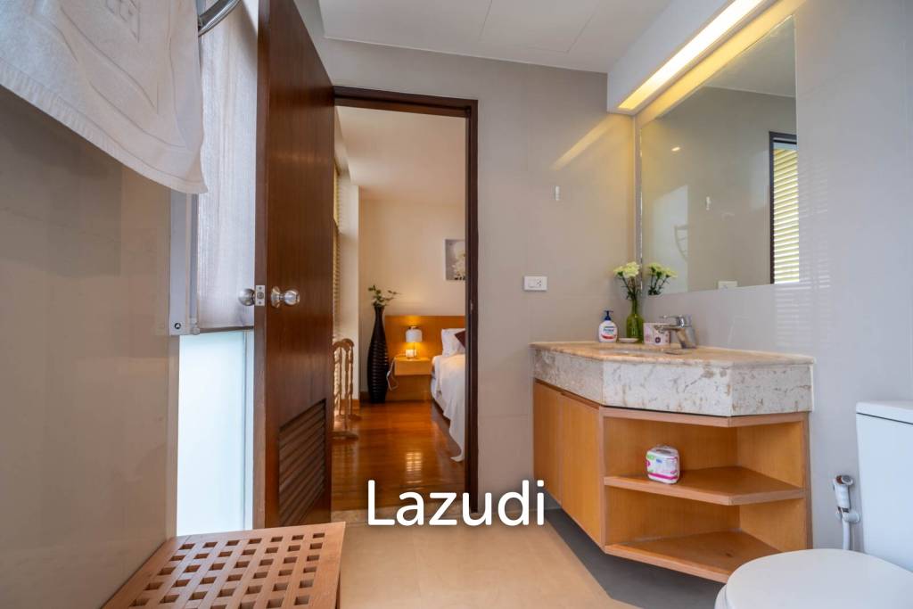 6th Floor One Bedroom Condo in Twin Peaks