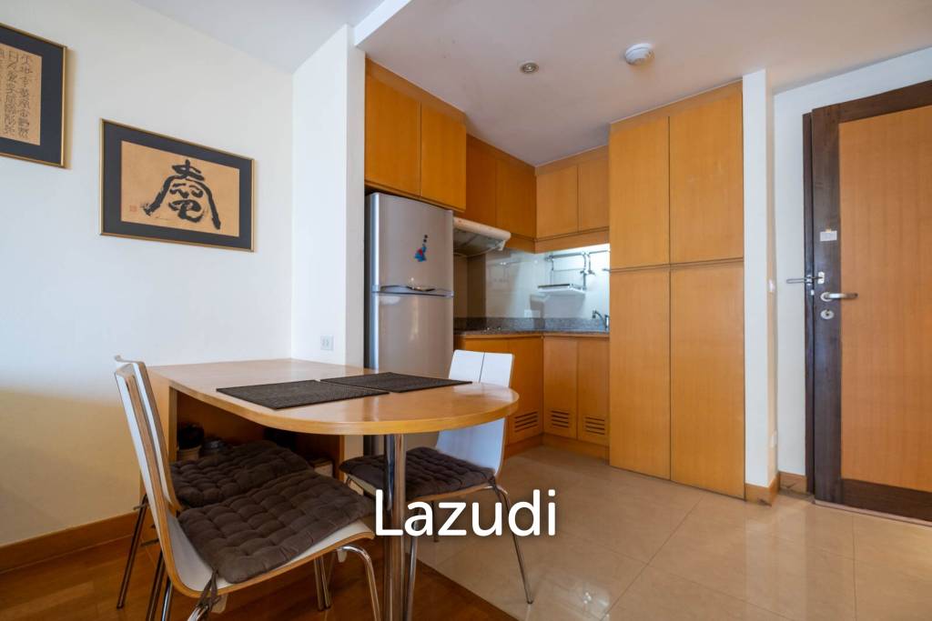 6th Floor One Bedroom Condo in Twin Peaks