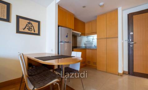 6th Floor One Bedroom Condo in Twin Peaks