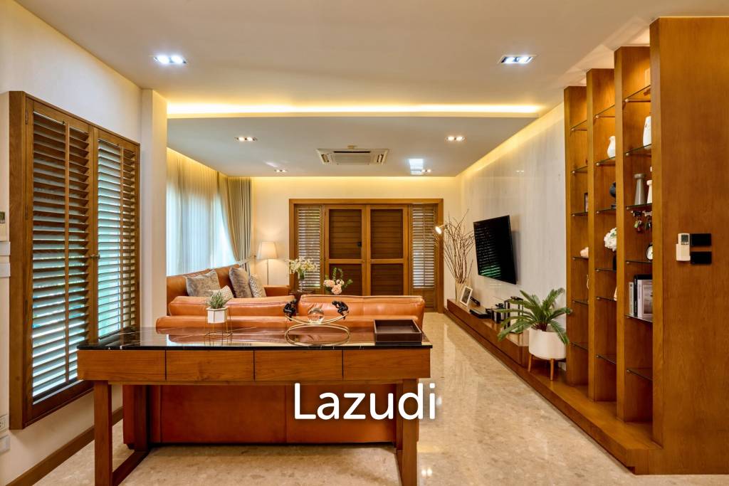 4 Bedroom in Laddarom Elegance in City