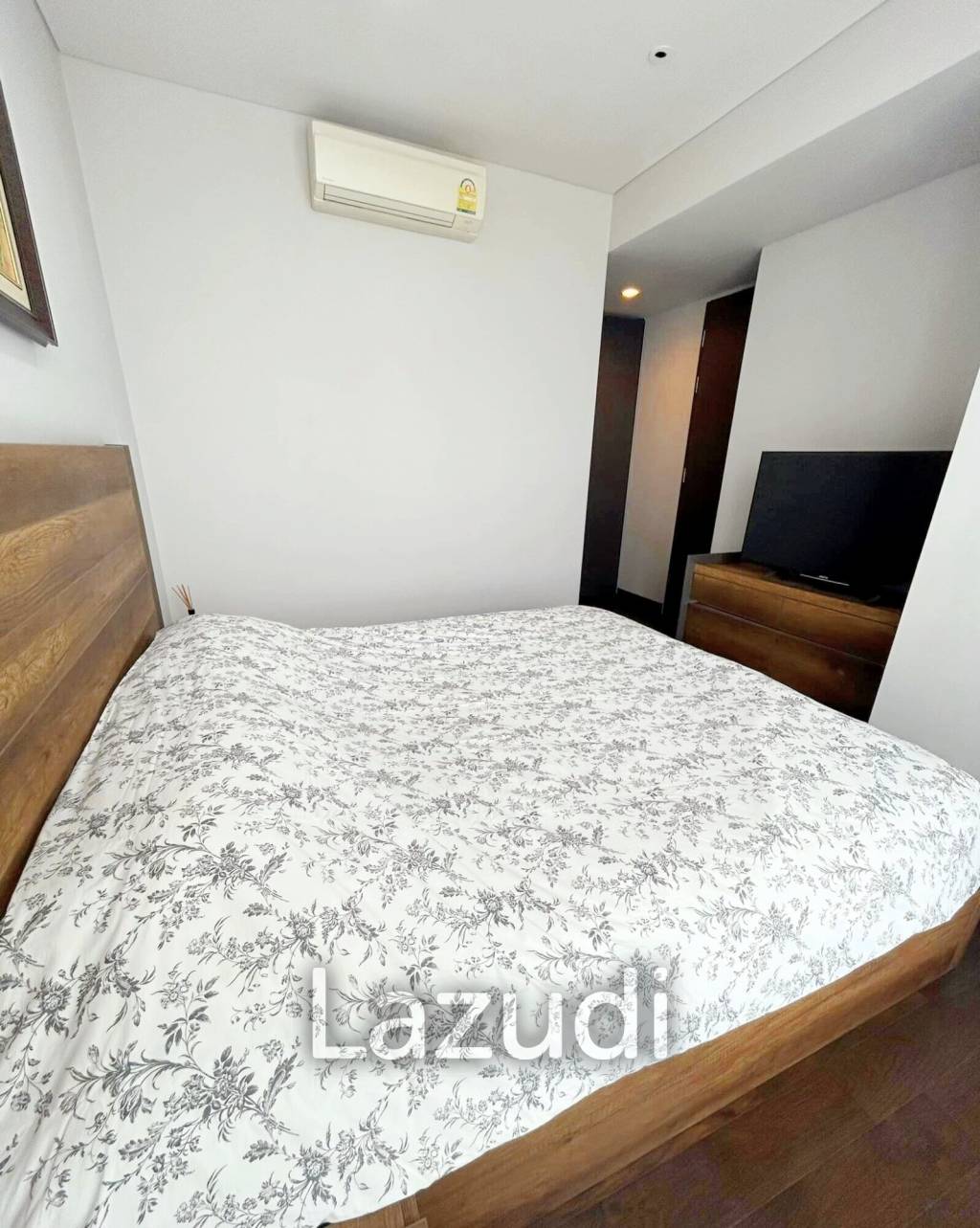 1 Bed 1 Bath 38 SQ.M The Lumpini 24