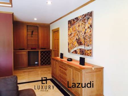 Luxurious 5 Bedroom Pool Villa in Prime Hillside Location