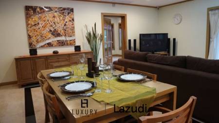 Luxurious 5 Bedroom Pool Villa in Prime Hillside Location