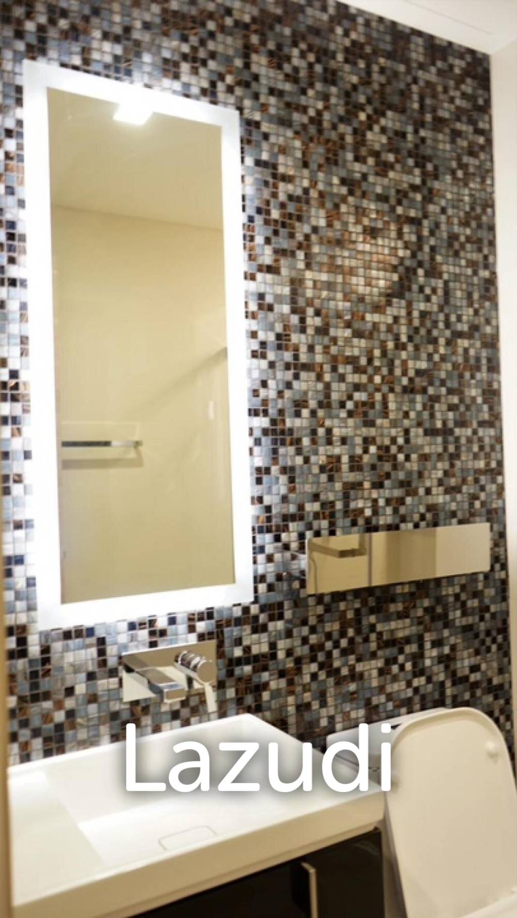 1 Bed 1 Bath 35 SQ.M The Room Sathorn - St.Louis