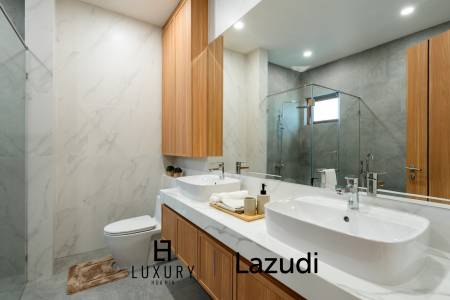 440 ตร.ม 3 เตียง 3 อาบน้ำ วิลล่า For ขาย