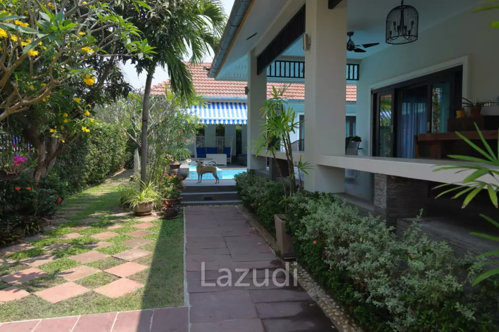Smart House Village: 3 Bedroom Pool Villa