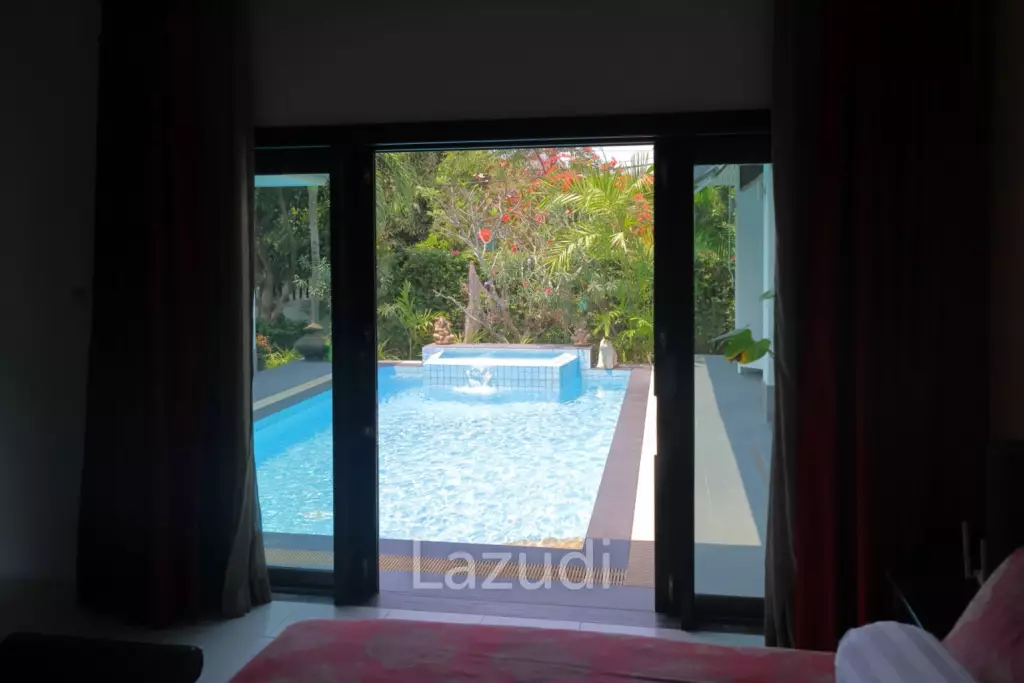 Smart House Village: 3 Bedroom Pool Villa
