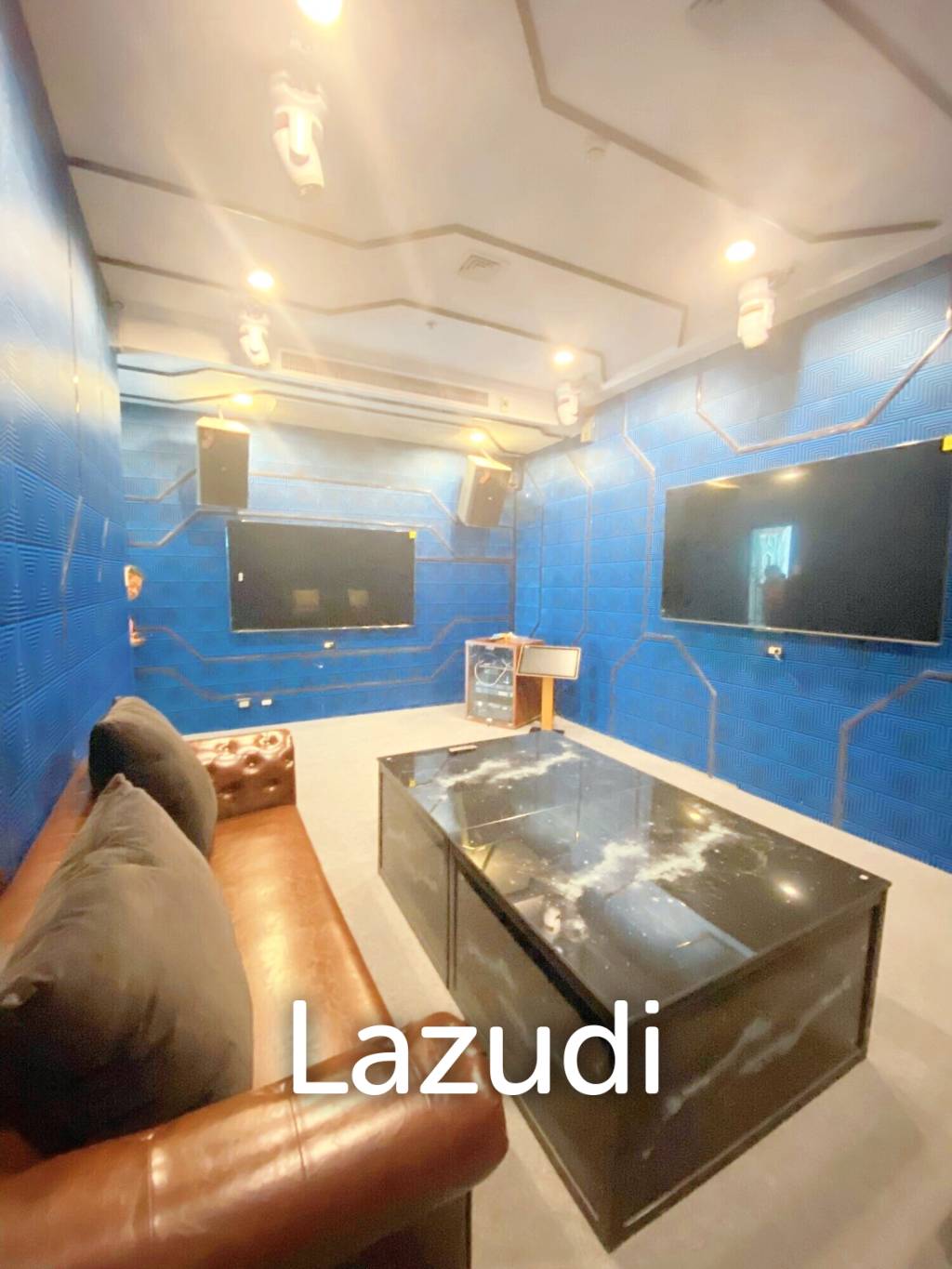 3 Bed 355 SQ.M Supalai Oriental Sukhumvit 39