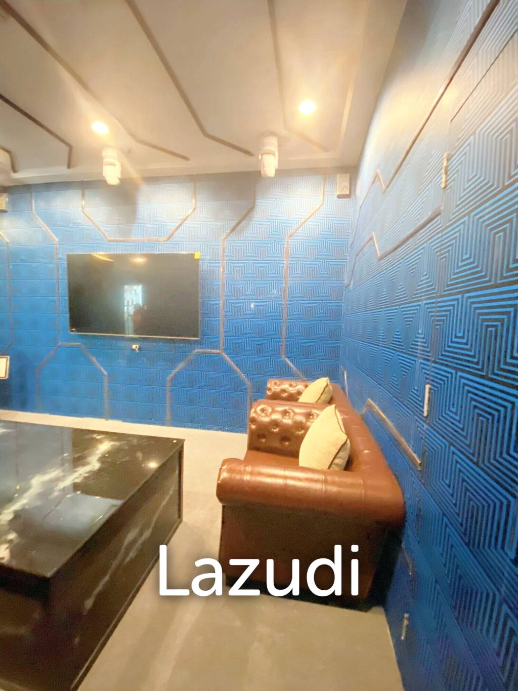 3 Bed 355 SQ.M Supalai Oriental Sukhumvit 39