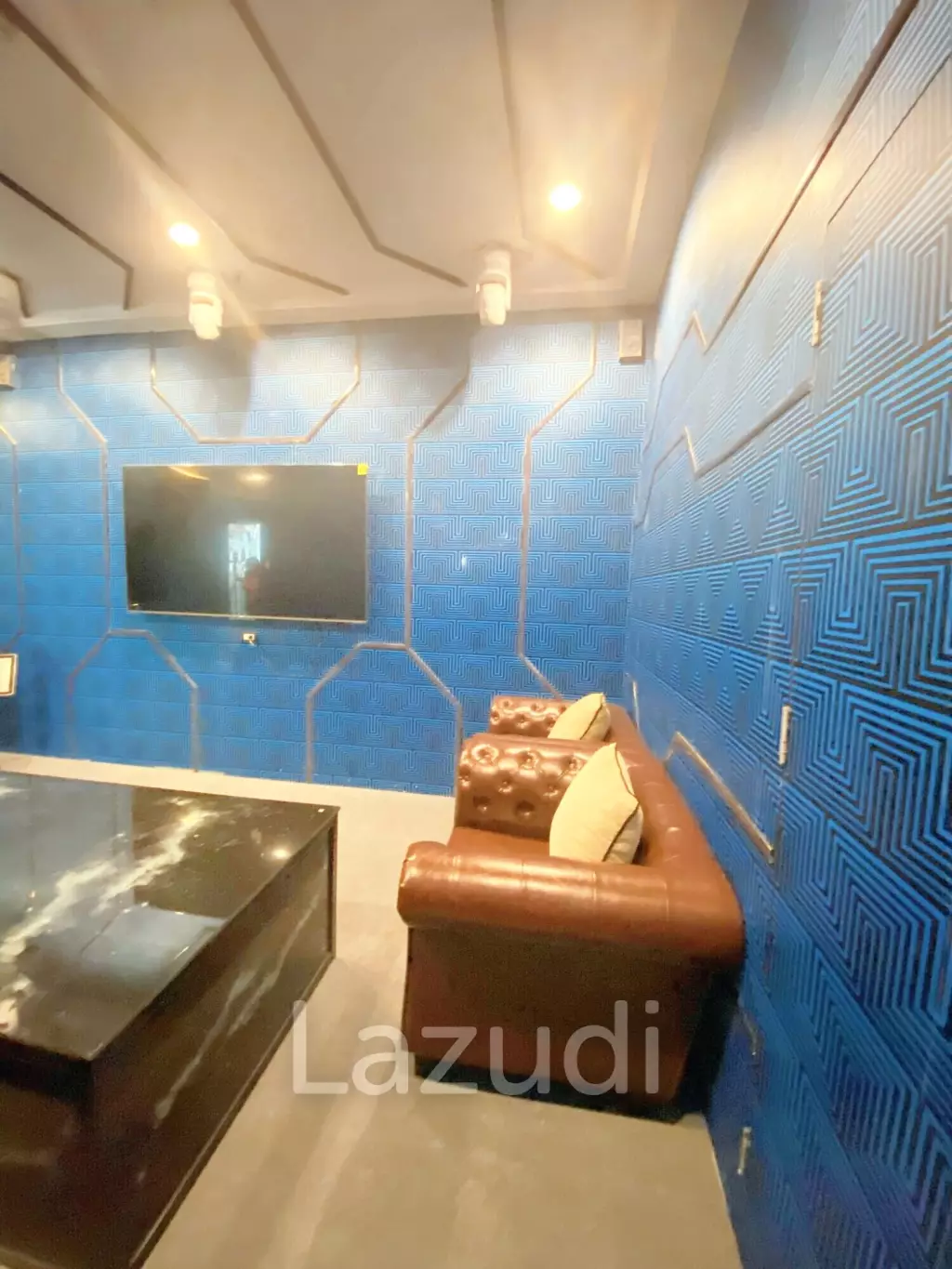 3 Bed 355 SQ.M Supalai Oriental Sukhumvit 39