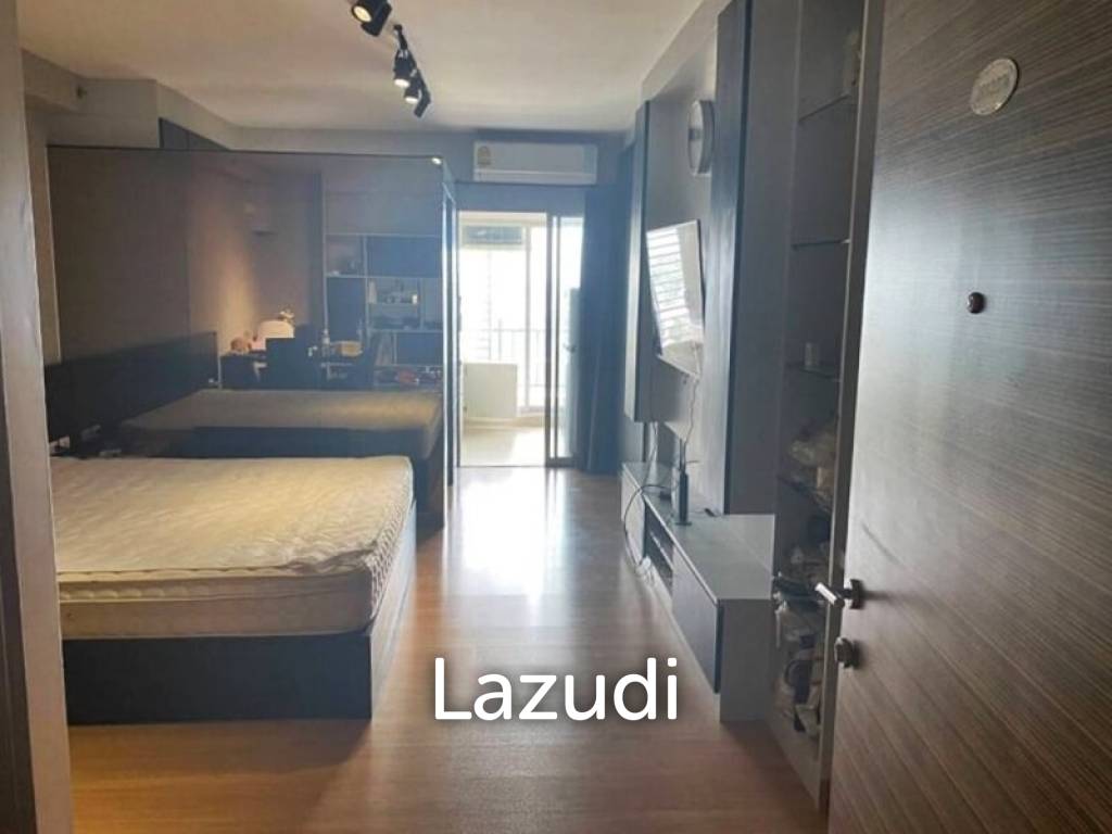 Studio 34.5 SQ.M Supalai Park Ekkamai-Thonglor