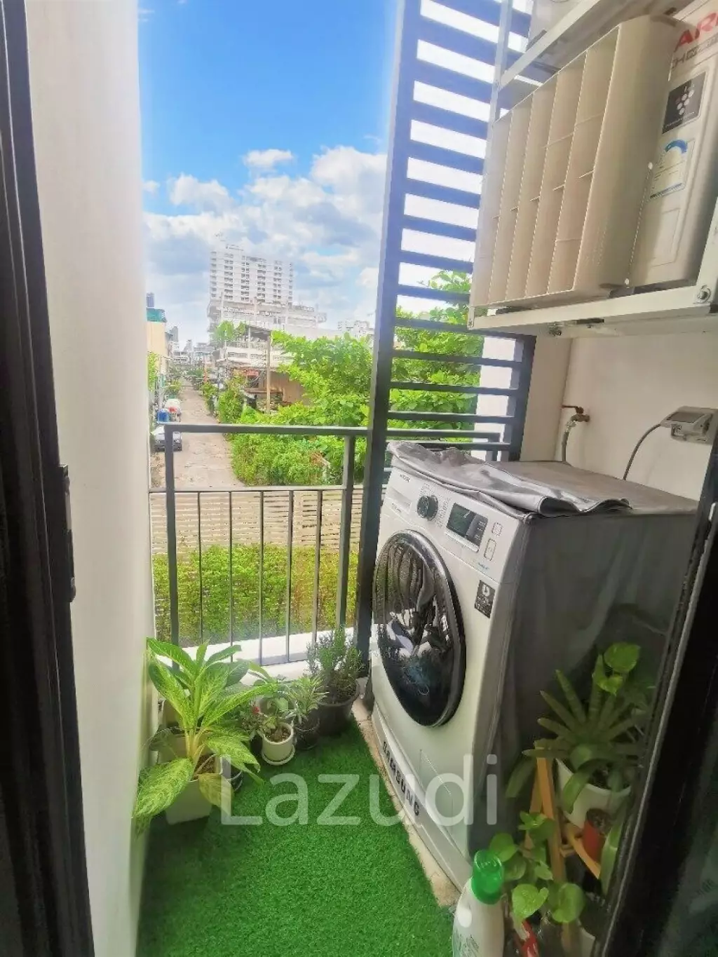 1 Bed 1 Bath 30 SQ.M Aspire Asoke-Ratchada