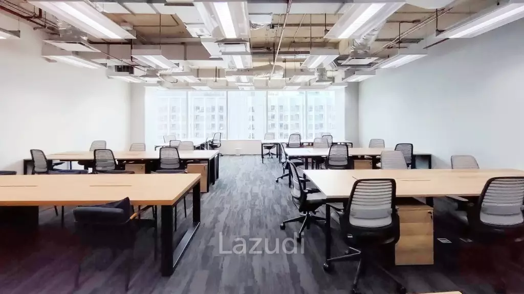 140 SQ.M Service office in Samyan Mitrtown