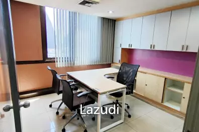 587 SQ.M Office for rent in Green Tower