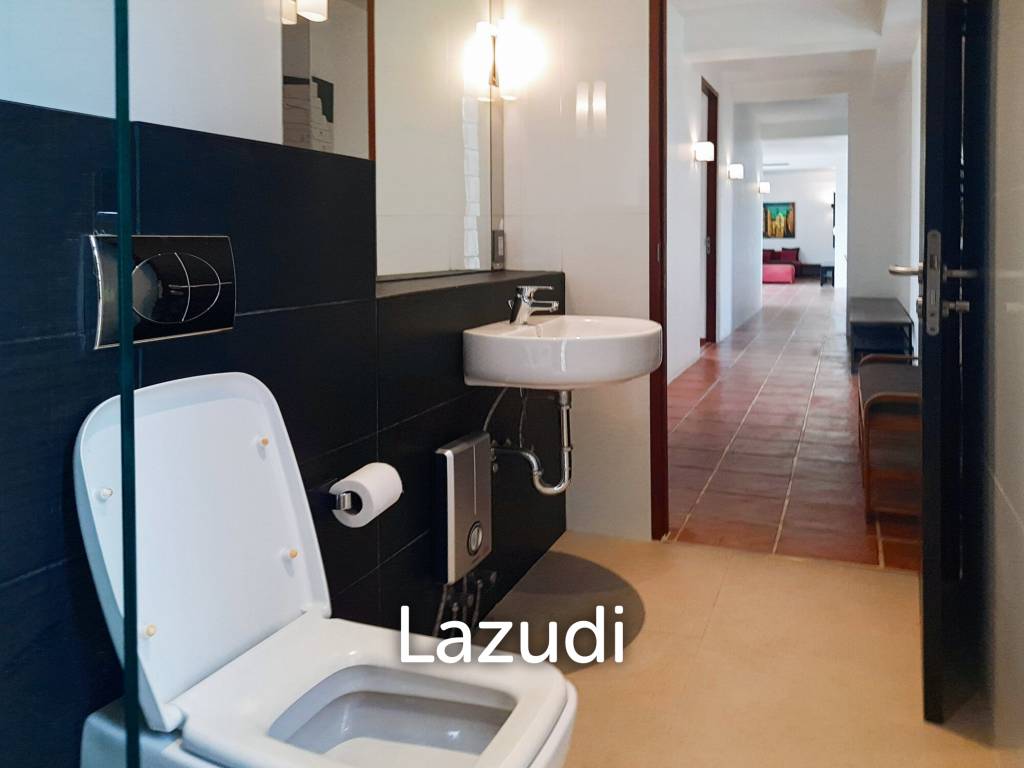 Casa Daeng : 3 bedroom 3 bathroom near Beach