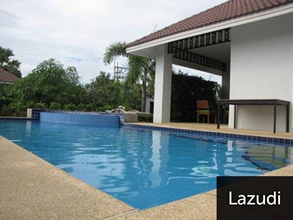 Luxury 3 bedroom, 2 bathroom pool villa on an established, secure development to the West of Hua Hin town.