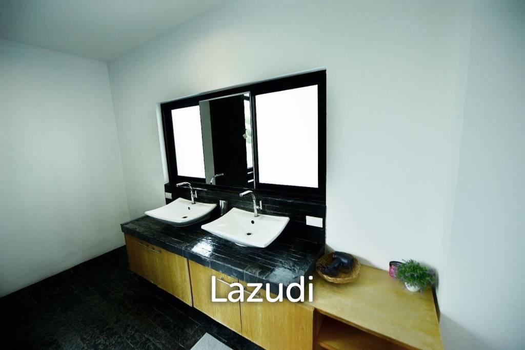 440 ตร.ม 5 เตียง 4 อาบน้ำ วิลล่า For ขาย