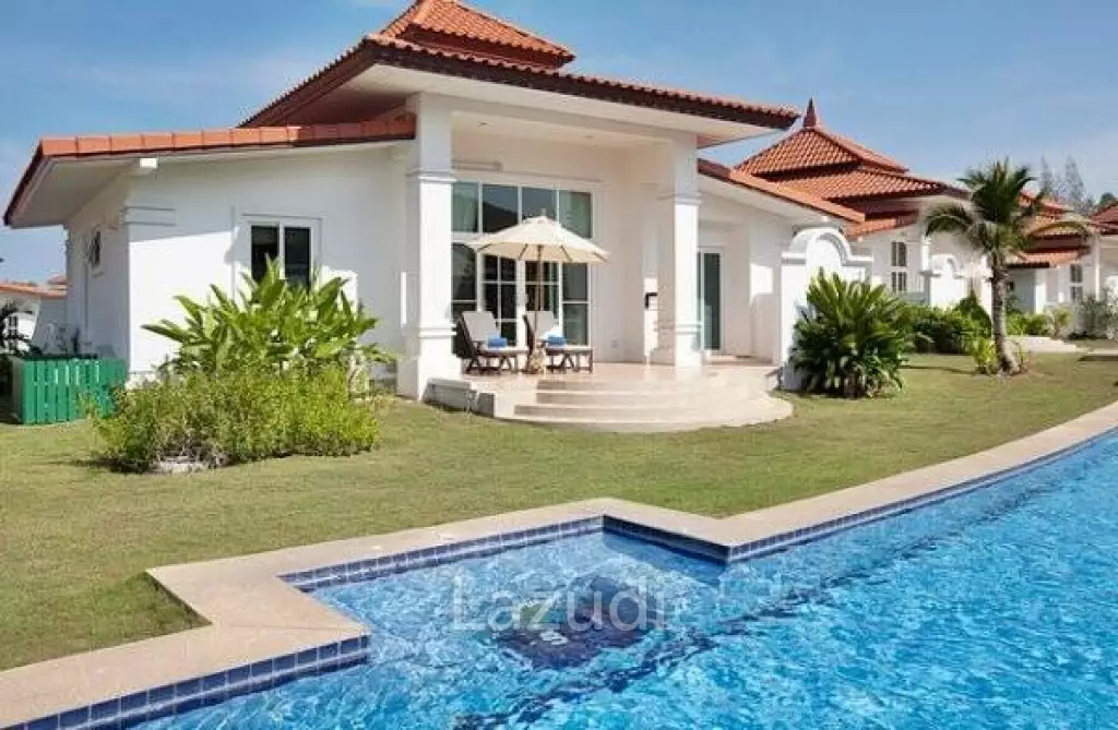 BANYAN RESORT : 2 Bed Resort Pool Villa