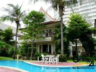 3 Bed 3 Bath Villa For Sale