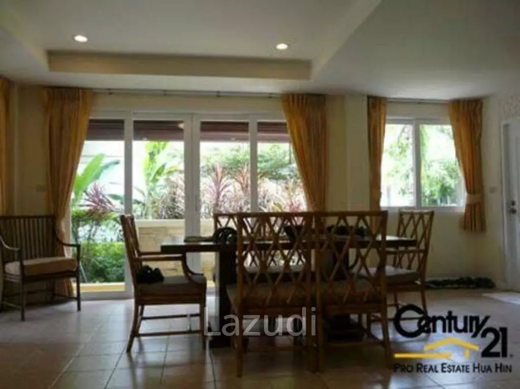 Luxury 2 Storey 3 Bed Villa