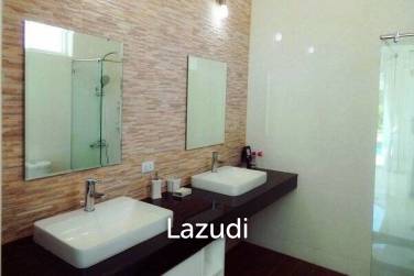 White Beach Villas : Jasmin Villa A White Beach Villas : Jasmin Villa A