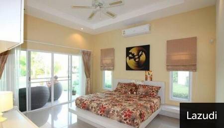 AVE 88 GOLD 1: Good Design 4 Bed Pool Villa