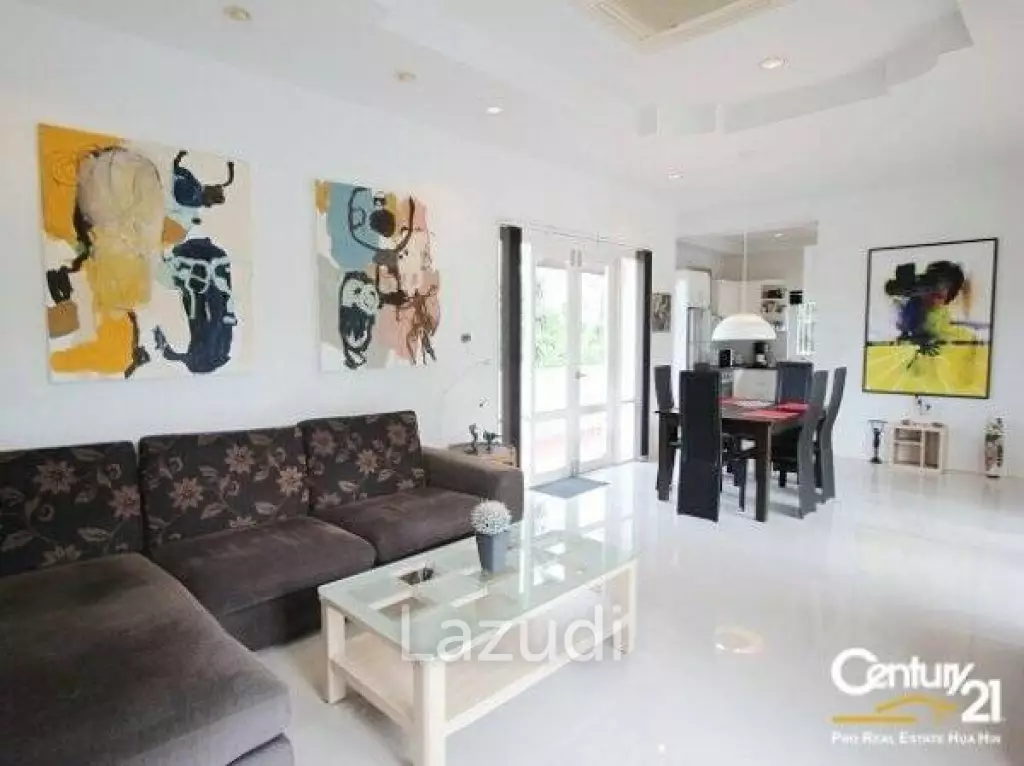 HILLSIDE HAMLET 1 : Bali Style Luxury Pool Villa