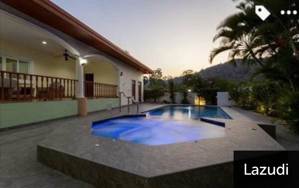 STUART PARK 2 : Great Quality 3 or 4 bed Pool Villa