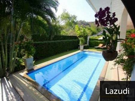 HEIGHTS 1 : BEAUTIFULLY 3 BED POOL VILLA NEAR TOWN