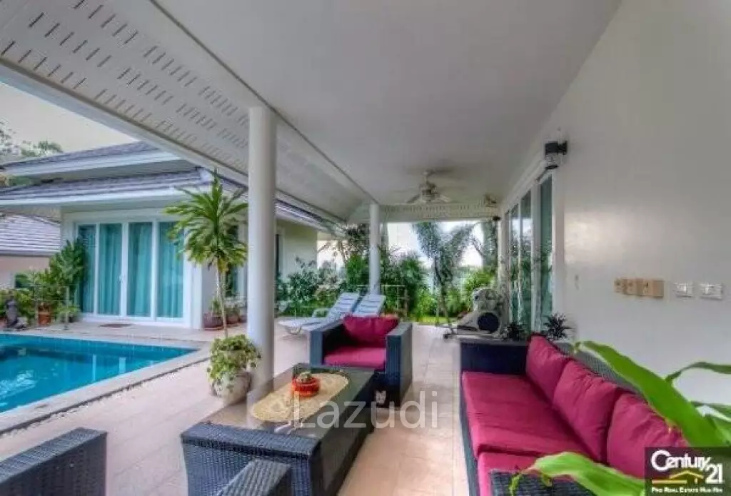 OASIS: Top Quality 3 Bed Pool Villa
